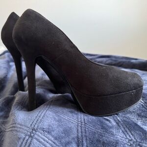 Suede black platform heels (W 9.5)